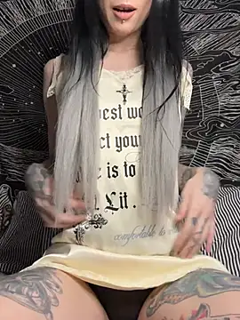 MissMidnightUK online show from 11, 1, 2026