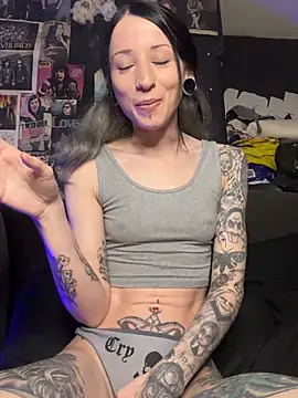 MissMidnightUK online show from 21, 4, 2026