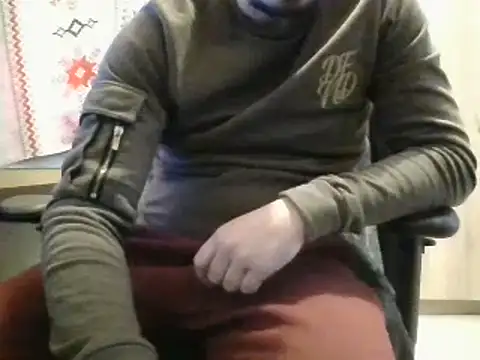 Snapshot of realityyshowww chatting on 8, 1, 2025 realityyshowww online show from 8, 1, 2025