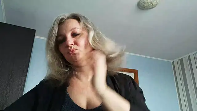 EdithManning online show from 8, 3, 2026