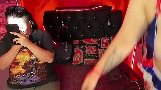 katieeandsharonn online show from 1, 12, 2025