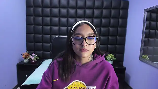 Snapshot of Miaa_Thopmson chatting on 20, 12, 2025 Miaa Thopmson online show from 20, 12, 2025