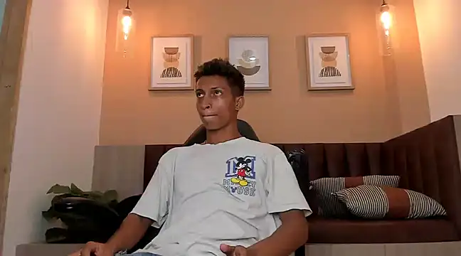 Snapshot of wolf_james123 chatting on 15, 2, 2025 wolf james123 online show from 15, 2, 2025