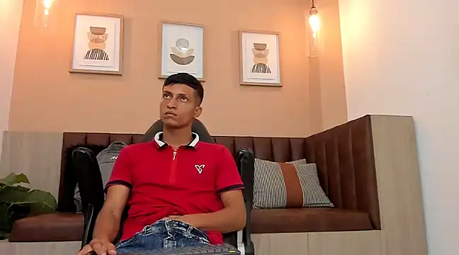 Snapshot of wolf_james123 chatting on 7, 2, 2025 wolf james123 online show from 7, 2, 2025