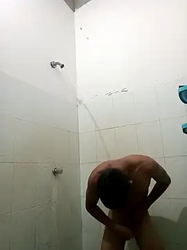 Snapshot of wolf_james123 chatting on 2, 3, 2025 wolf james123 online show from 2, 3, 2025