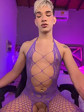 Snapshot of Cherry_zayden_ chatting on 12, 5, 2026 Cherry zayden online show from 12, 5, 2026