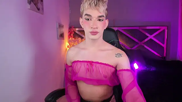 Snapshot of Cherry_zayden_ chatting on 9, 6, 2026 Cherry zayden online show from 9, 6, 2026