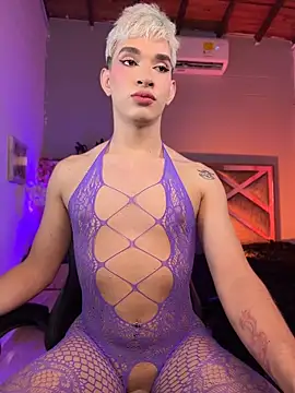 Snapshot of Cherry_zayden_ chatting on 26, 4, 2026 Cherry zayden online show from 26, 4, 2026