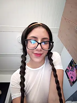 Snapshot of MissAfroditha chatting on 30, 11, 2025 MissAfroditha online show from 30, 11, 2025