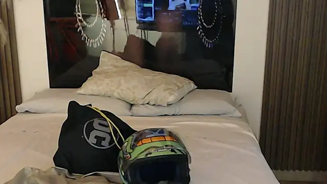 Sam mansson66 online show from 3, 3, 2026