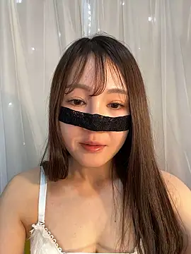 miumiu 0304 online show from 18, 10, 2025