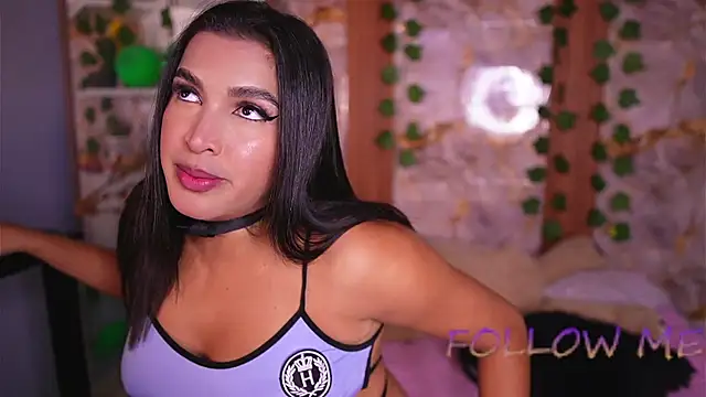 zoey-fox online show from 25, 3, 2026