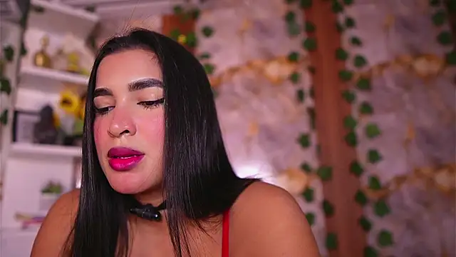 zoey-fox online show from 4, 4, 2026