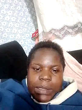 Snapshot of pEmmitLJamex chatting on 17, 5, 2026 pEmmitLJamex online show from 17, 5, 2026
