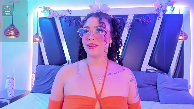 antonelllepiercee online show from 18, 4, 2026