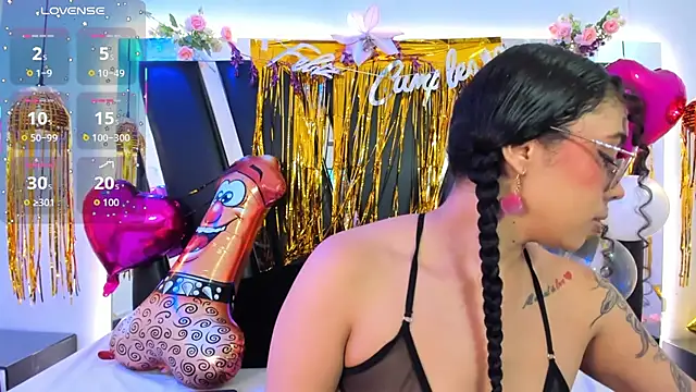 antonelllepiercee online show from 13, 2, 2026