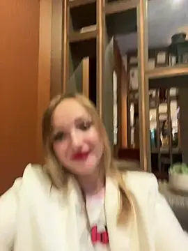 LadyTatiana online show from 1, 2, 2025