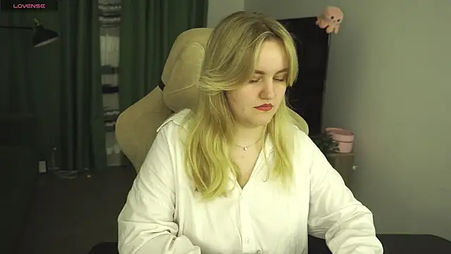 Snapshot of KellyPoter chatting on 20, 6, 2026 KellyPoter online show from 20, 6, 2026