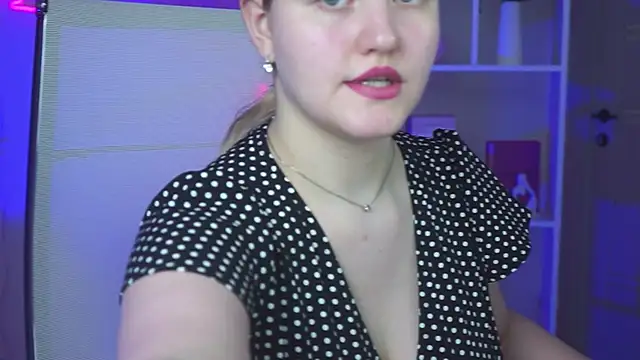 Snapshot of KellyPoter chatting on 6, 6, 2026 KellyPoter online show from 6, 6, 2026