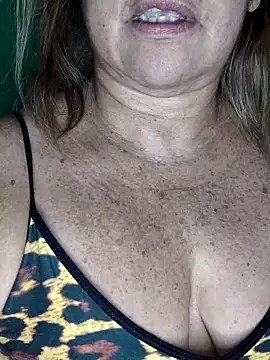 Snapshot of Kasandra_Ho chatting on 29, 9, 2025 Kasandra Ho online show from 29, 9, 2025