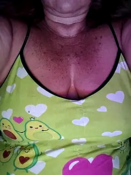 Snapshot of Kasandra_Ho chatting on 23, 11, 2025 Kasandra Ho online show from 23, 11, 2025