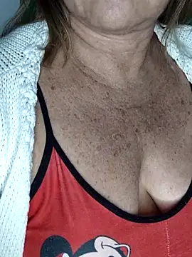 Snapshot of Kasandra_Ho chatting on 15, 10, 2025 Kasandra Ho online show from 15, 10, 2025