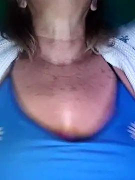 Kasandra Ho online show from 22, 12, 2025