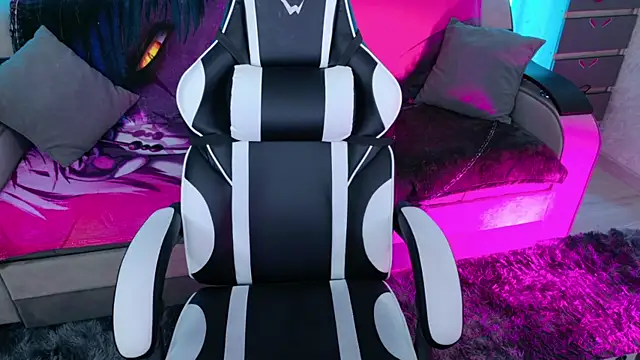 Snapshot of Aurora_Natsuki chatting on 30, 11, 2025 Aurora Natsuki online show from 30, 11, 2025