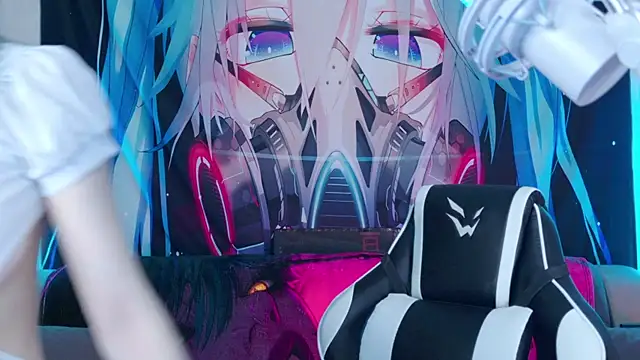 Aurora Natsuki online show from 7, 2, 2026