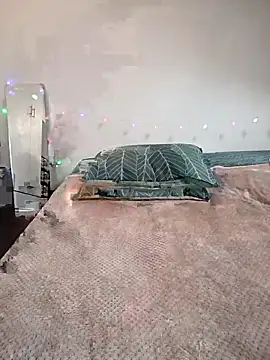 Mila Lovi online show from 30, 11, 2025