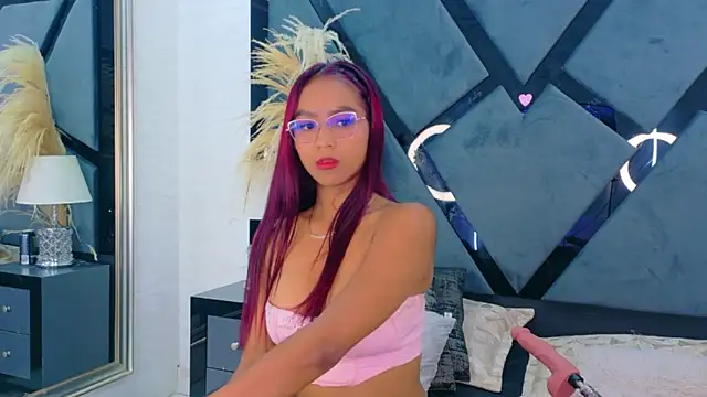 LucyLeah online show from 27, 5, 2026