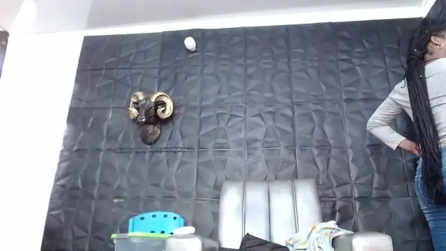 Snapshot of Hanna_Fox_69 chatting on 4, 11, 2025 Hanna Fox 69 online show from 4, 11, 2025