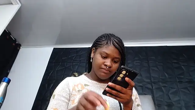 Snapshot of Hanna_Fox_69 chatting on 22, 2, 2026 Hanna Fox 69 online show from 22, 2, 2026