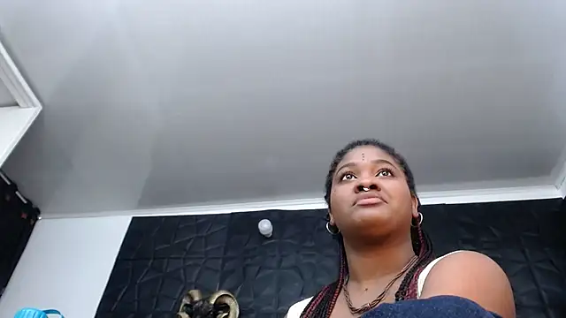 Snapshot of Hanna_Fox_69 chatting on 18, 12, 2025 Hanna Fox 69 online show from 18, 12, 2025