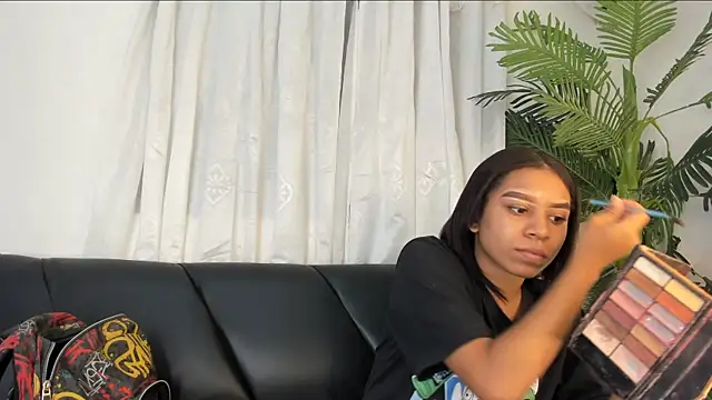Fernanda brown18 online show from 6, 2, 2025