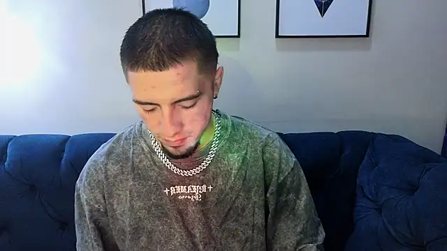 Snapshot of King_Dante_ chatting on 10, 9, 2025 King Dante online show from 10, 9, 2025