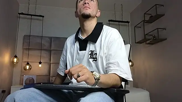 Snapshot of King_Dante_ chatting on 20, 3, 2025 King Dante online show from 20, 3, 2025
