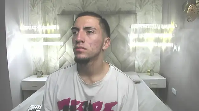 Snapshot of King_Dante_ chatting on 8, 2, 2025 King Dante online show from 8, 2, 2025