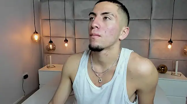 Snapshot of King_Dante_ chatting on 13, 2, 2025 King Dante online show from 13, 2, 2025