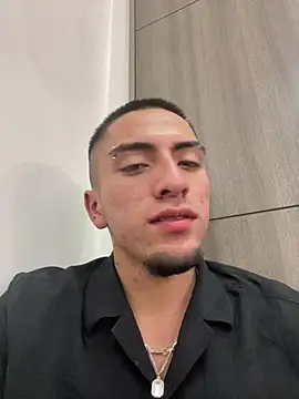 Snapshot of King_Dante_ chatting on 22, 2, 2025 King Dante online show from 22, 2, 2025