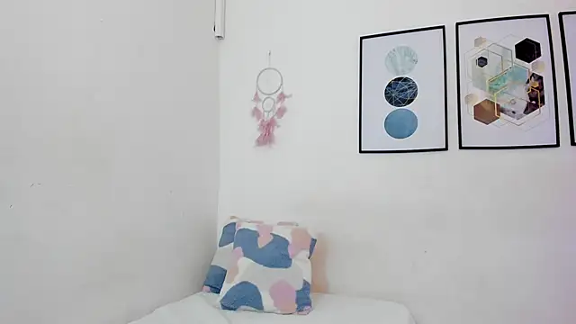 Abriil7 online show from 20, 10, 2025