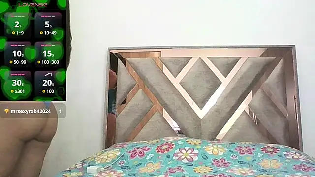 CorinaSmith28 online show from 10, 3, 2026