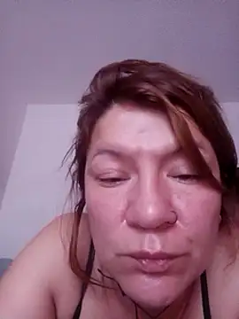 Skylar-Vox- online show from 4, 3, 2025