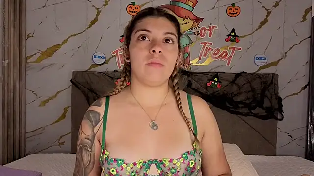 Snapshot of agatha_97_ chatting on 23, 10, 2025 agatha 97 online show from 23, 10, 2025