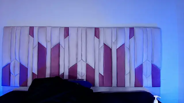 mia stanfort online show from 5, 11, 2025