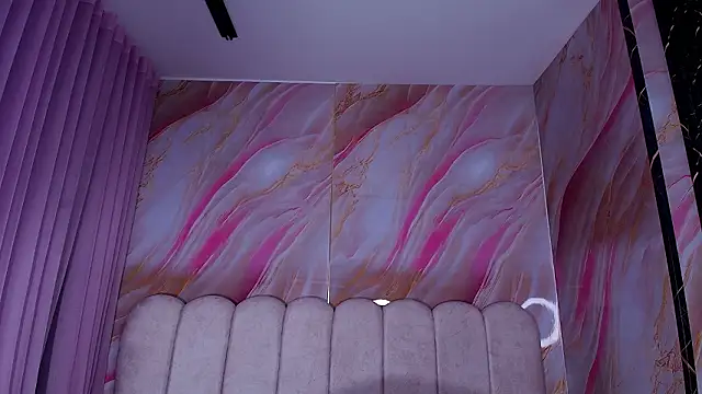 mia stanfort online show from 22, 3, 2026