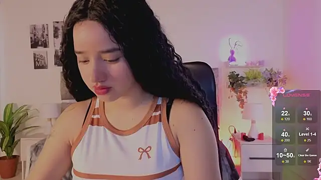 emilyrouxe online show from 22, 7, 2026
