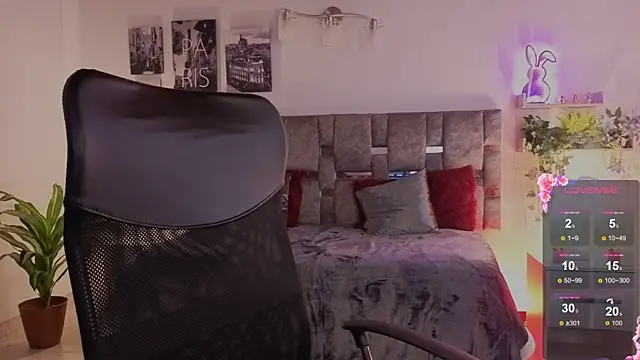 emilyrouxe online show from 29, 6, 2026