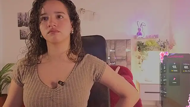 emilyrouxe online show from 15, 6, 2026