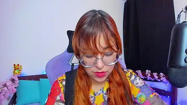  Moon Johnson online show from 6, 11, 2025